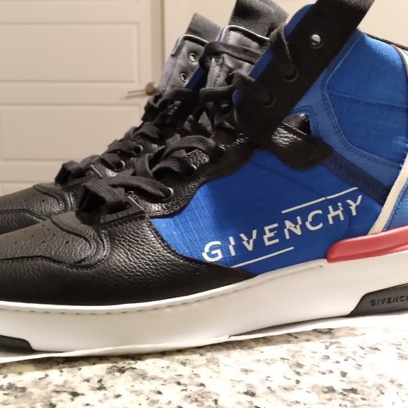 Givenchy Mens Sneakers - Picture 2 of 6